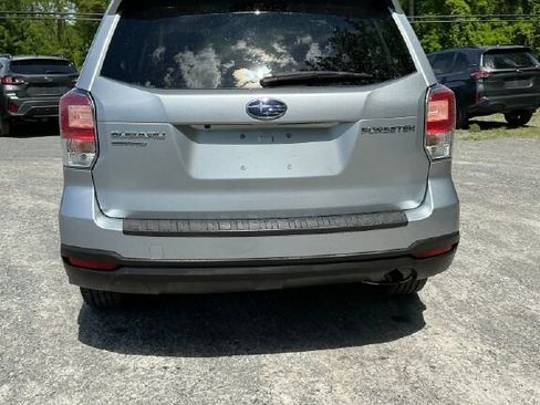 Used 2018 Subaru Forester 2.5i Premium AWD/4WD image 4