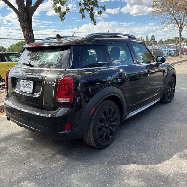 Used 2019 MINI Cooper Countryman SE w/ Convenience Package AWD/4WD image 3