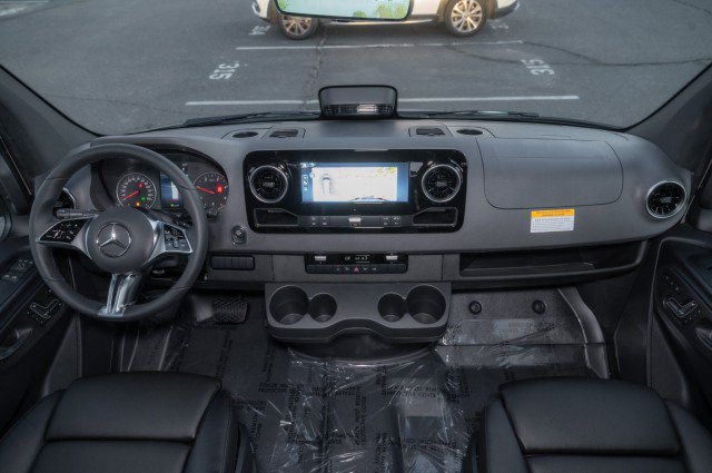 Used 2026 Mercedes-Benz Sprinter 2500 image 12