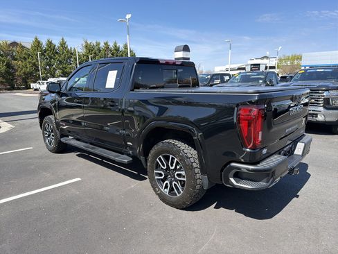 Used 2023 GMC Sierra 1500 AT4 w/ Technology Package image 8