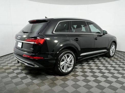 Used 2023 Audi Q7 2.0T Premium w/ Towing Package image 3