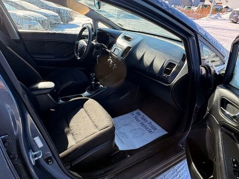 Used 2016 Kia Forte LX image 15