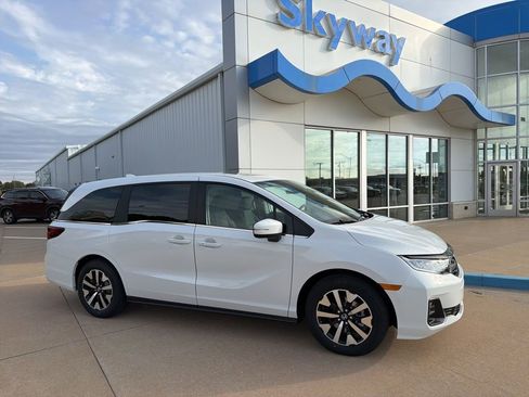 New 2026 Honda Odyssey EX-L image 1