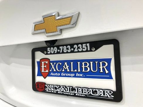 Used 2018 Chevrolet Malibu LT w/ Driver Confidence Package image 15