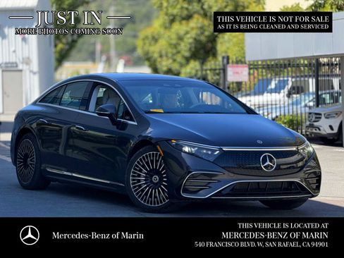 Used 2022 Mercedes-Benz EQS 580 4MATIC Sedan image 1