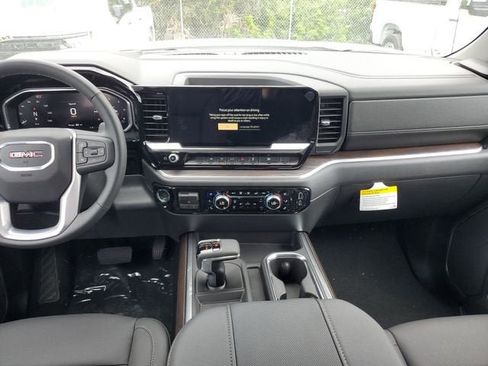New 2026 GMC Sierra 1500 SLT w/ SLT Premium Package RWD image 15