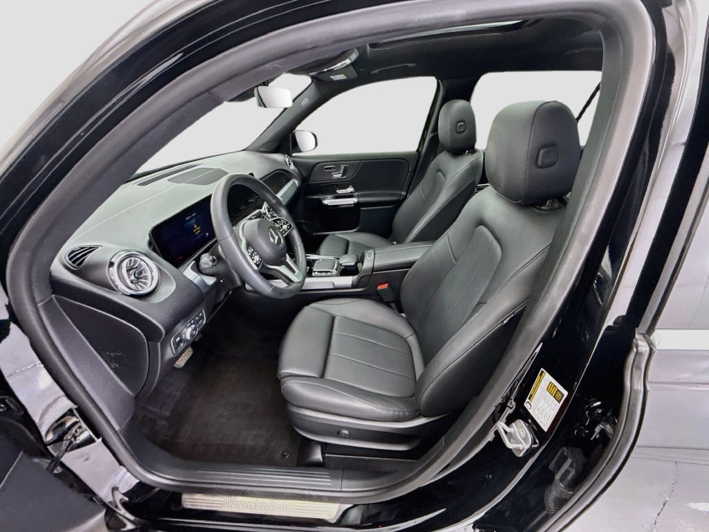Used 2023 Mercedes-Benz GLB 250 image 18