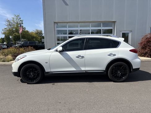 Used 2017 INFINITI QX50 AWD w/ Premium Plus Package image 2