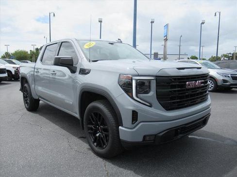 Used 2024 GMC Sierra 1500 Elevation image 3