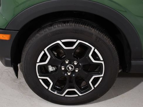 Used 2025 Ford Bronco Sport Outer Banks w/ Outer Banks Tech Package+ AWD/4WD image 23