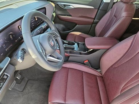 New 2025 Buick Envision Sport Touring image 9
