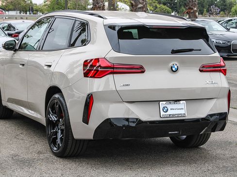New 2026 BMW X3 xDrive30 w/ M Sport Package AWD/4WD image 4