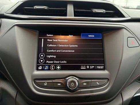 Used 2023 Chevrolet TrailBlazer RS image 17