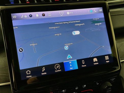 Used 2023 Jeep Grand Cherokee 4WD 4xe w/ Luxury Tech Group II image 20