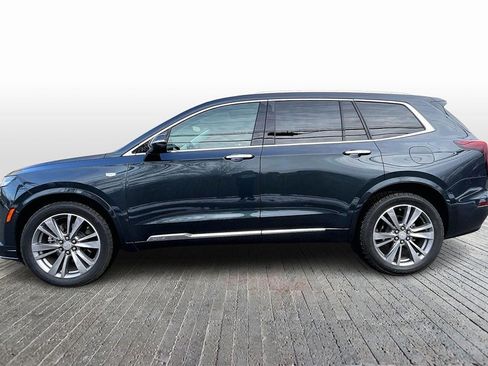 Used 2021 Cadillac XT6 Premium Luxury image 5