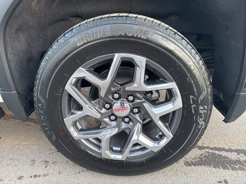 New 2026 GMC Sierra 1500 SLT w/ SLT Premium Plus Package image 35