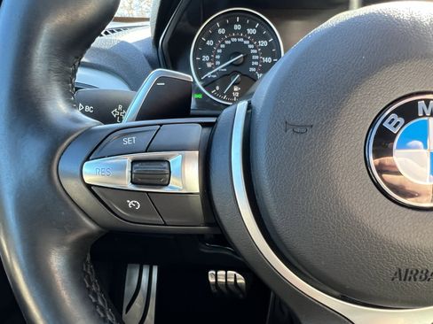 Used 2016 BMW M235i Convertible image 19