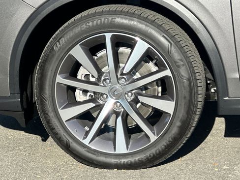 Certified 2025 Acura MDX FWD w/ Technology Package image 38