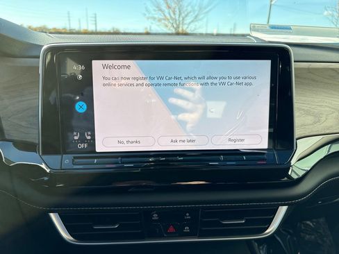 New 2026 Volkswagen Atlas SE image 18