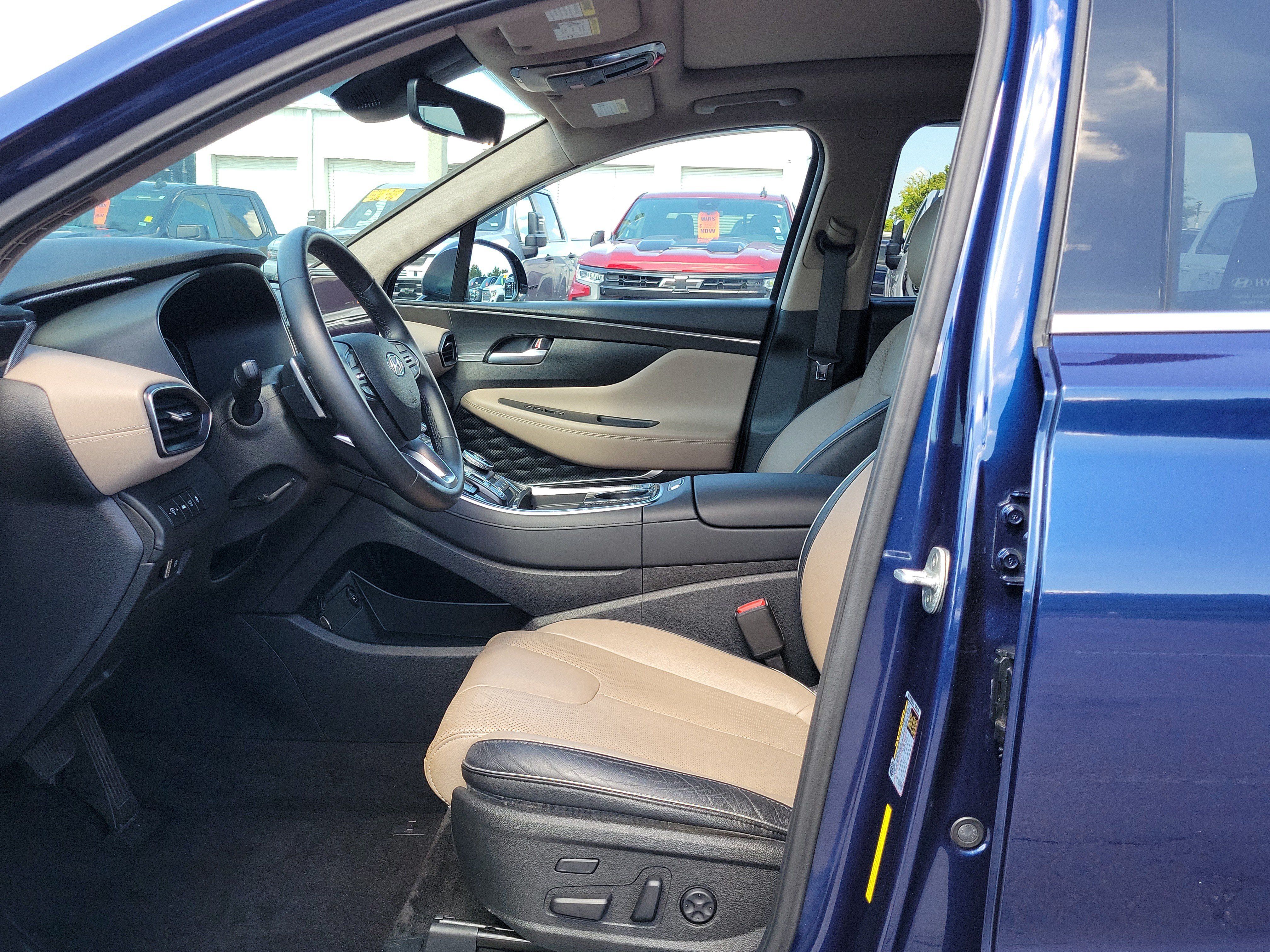 Used 2022 Hyundai Santa Fe Limited FWD image 19