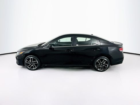 Used 2025 Nissan Sentra SR FWD image 4