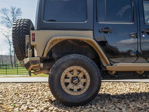 Used 2017 Jeep Wrangler Unlimited Sport w/ Quick Order Package 24S image 10