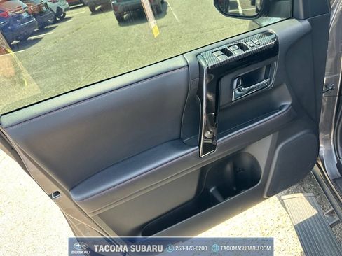 Used 2022 Toyota 4Runner TRD Off-Road Premium w/ TRD Black Wheel Package (TMS) AWD/4WD image 11