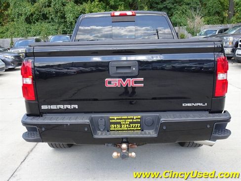 Used 2015 GMC Sierra 1500 Denali w/ Driver Alert Package AWD/4WD image 9