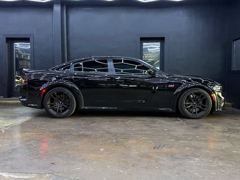 Used 2022 Dodge Charger Scat Pack RWD image 10