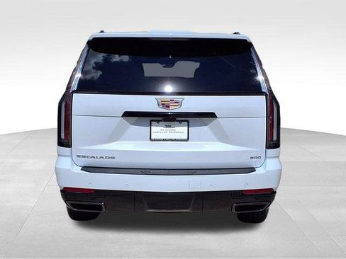 New 2026 Cadillac Escalade ESV Sport w/ Touring Package AWD/4WD image 4