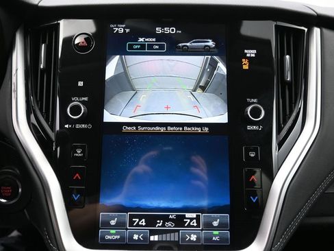 Used 2024 Subaru Outback Premium image 9