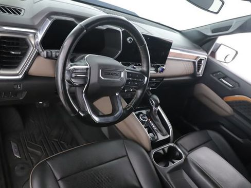 Used 2023 GMC Canyon Denali AWD/4WD image 17