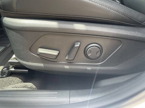 Used 2025 Kia Sportage SX FWD image 15