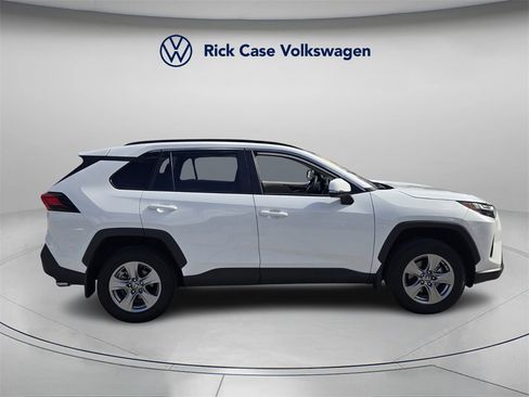 Used 2024 Toyota RAV4 XLE w/ Convenience Package image 3