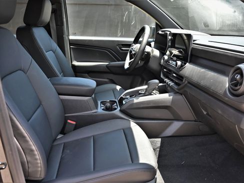 Used 2026 Chevrolet Colorado Trail Boss AWD/4WD image 13
