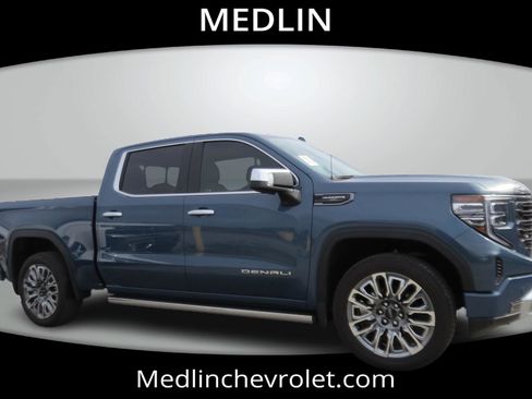 Used 2024 GMC Sierra 1500 Denali Ultimate image 9