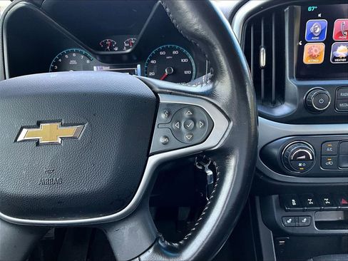 Used 2018 Chevrolet Colorado ZR2 image 17