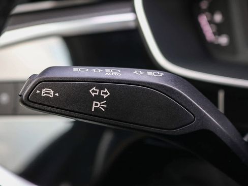 New 2025 Audi Q3 2.0T Premium image 33