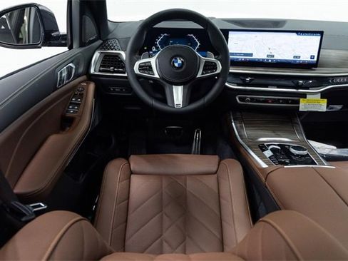 New 2026 BMW X5 xDrive40i w/ M Sport Package image 4