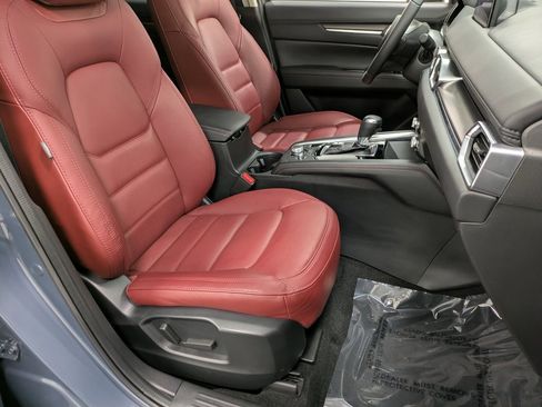 Certified 2023 MAZDA CX-5 Carbon Edition image 28