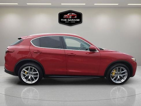 Used 2018 Alfa Romeo Stelvio Ti AWD/4WD image 7