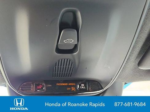 Used 2020 Volvo XC40 T4 R-Design w/ Protection Package Premier FWD image 23