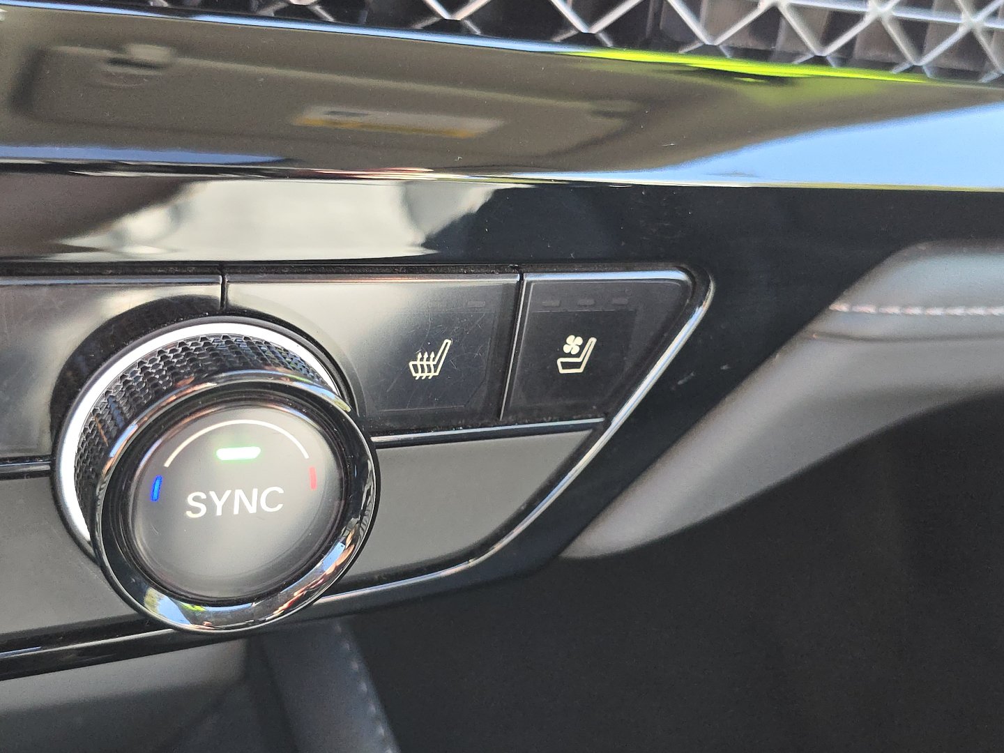 Used 2024 Honda Accord Touring image 6