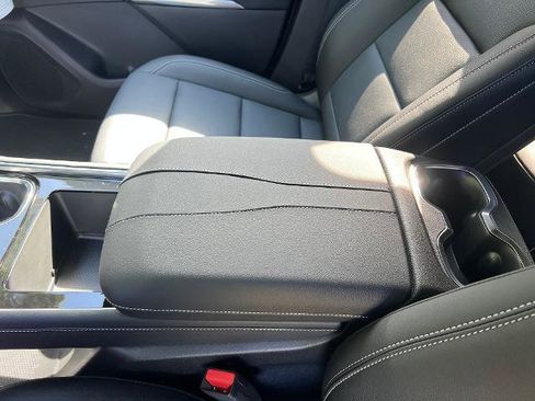 New 2025 Chevrolet Traverse LT image 23