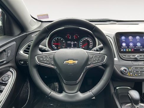 Used 2023 Chevrolet Malibu LT w/ Sport Edition image 14