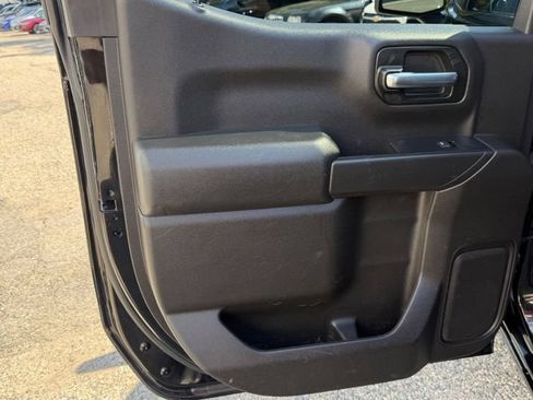 Used 2021 Chevrolet Silverado 1500 LT AWD/4WD image 15