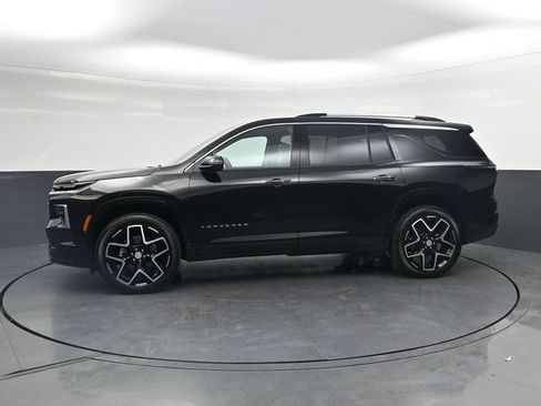 Used 2026 Chevrolet Traverse High Country w/ LPO, Floor Liner Package AWD/4WD image 8