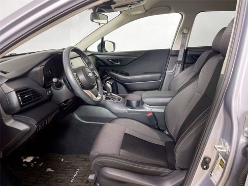 Used 2024 Subaru Outback Premium image 11