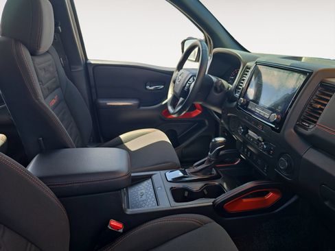 Used 2023 Nissan Frontier Pro-X w/ Pro Convenience Package RWD image 15