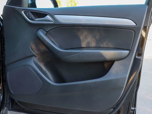 Used 2018 Audi Q3 2.0T Premium image 8